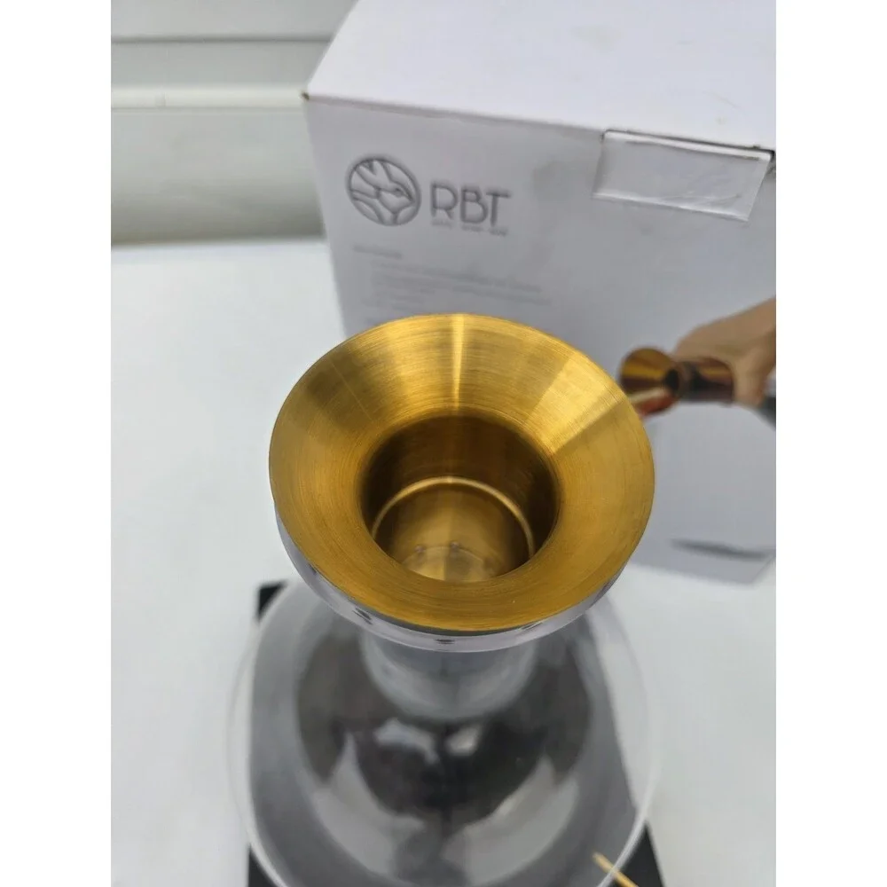 Rabbit Premium Wine Decanter with Sediment Strainer and Integrated Aerator